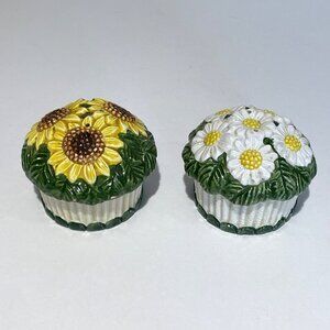VTG Noritake Country Fences Floral Cupcake Salt & Pepper Shakers Spring Easter